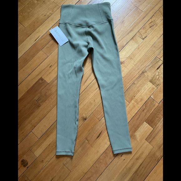 Elation Rib Tight


Color: Eucalyptus Olive
$89.00
Eucalyptus Olive - Picture 7 of 12
